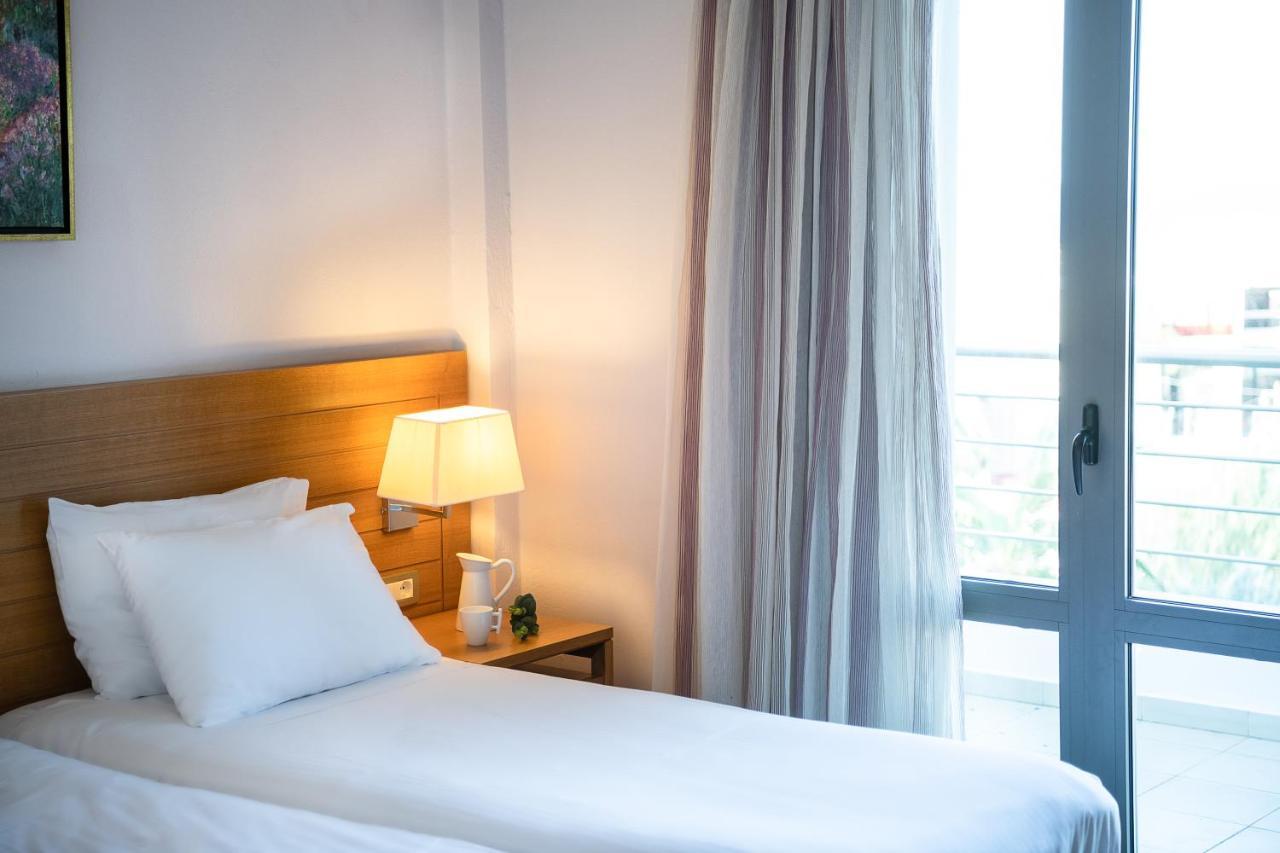Porto Platanias Village Resort Esterno foto